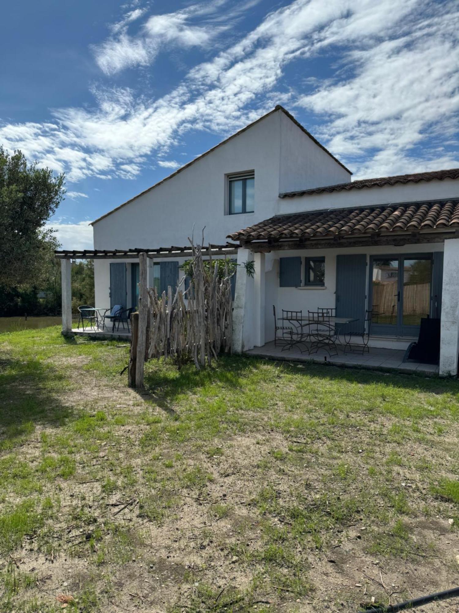 Le Mas Des Sagnes Saintes-Maries-de-la-Mer Exterior foto